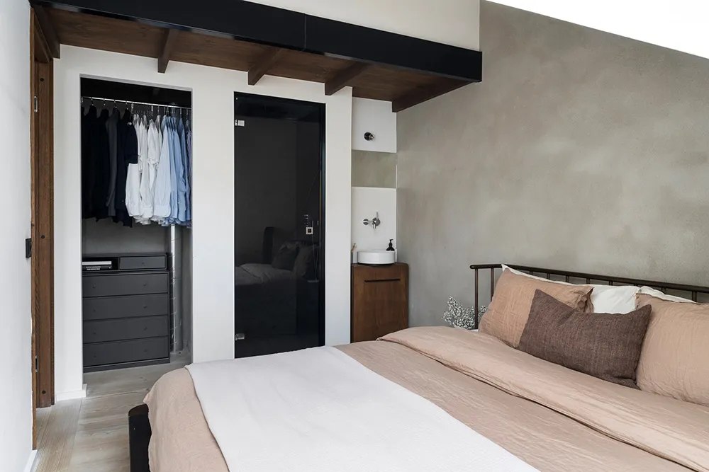 Стильный небольшой скандинавский лофт в два этажа (65 кв. м) - Gallery image 29