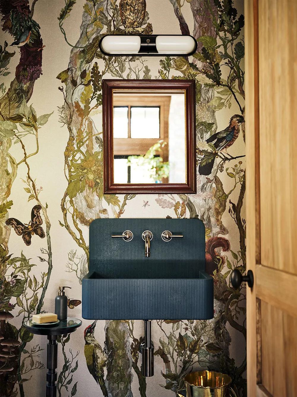 Mountain House in Vermont with Views and Cozy Design - Gallery image 8