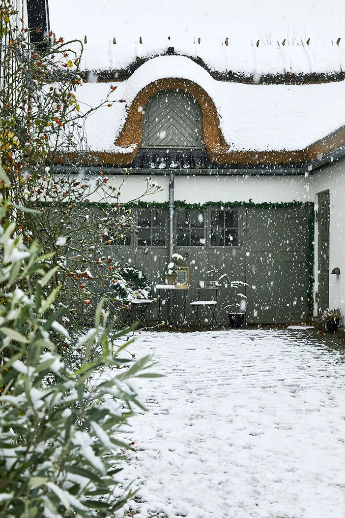 Intérieur de Noël élégant d'une belle villa historique au Danemark - 19