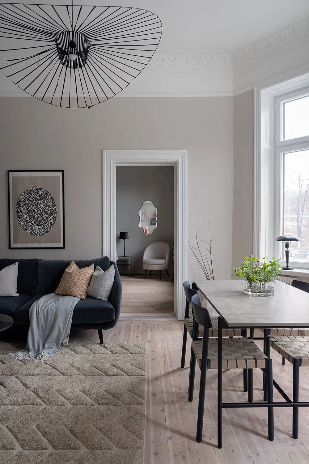 Спокойный скандинавский интерьер с изюминкой (68 кв. м) - Gallery image 1