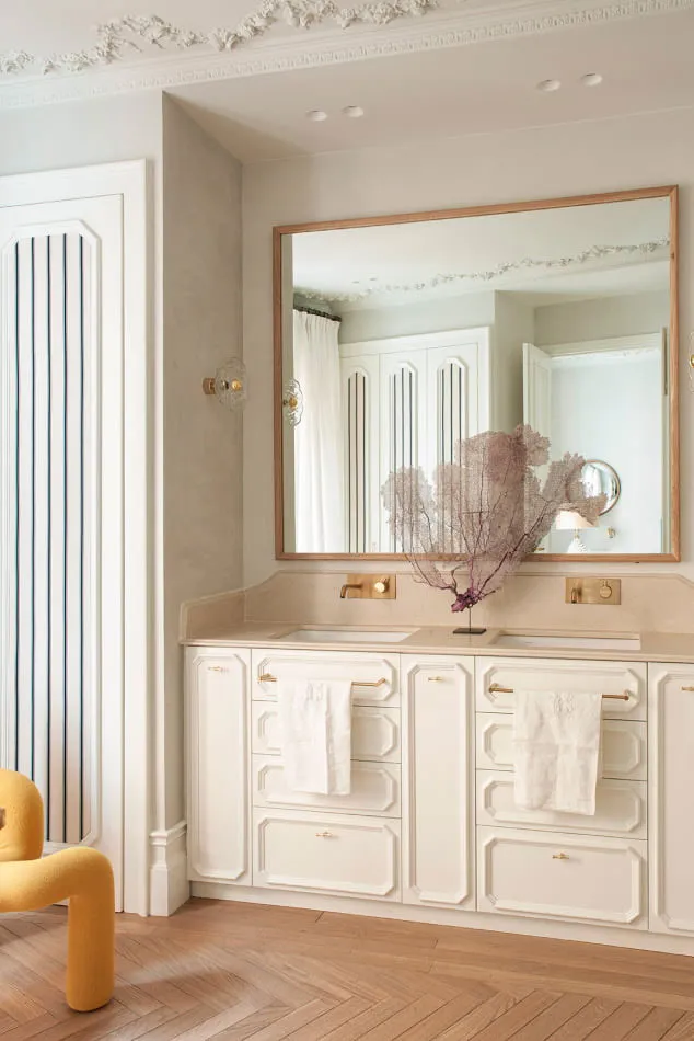 Piękna lepina i ciepłe atmosfery: estetyczny apartament w Madrycie - Gallery image 10