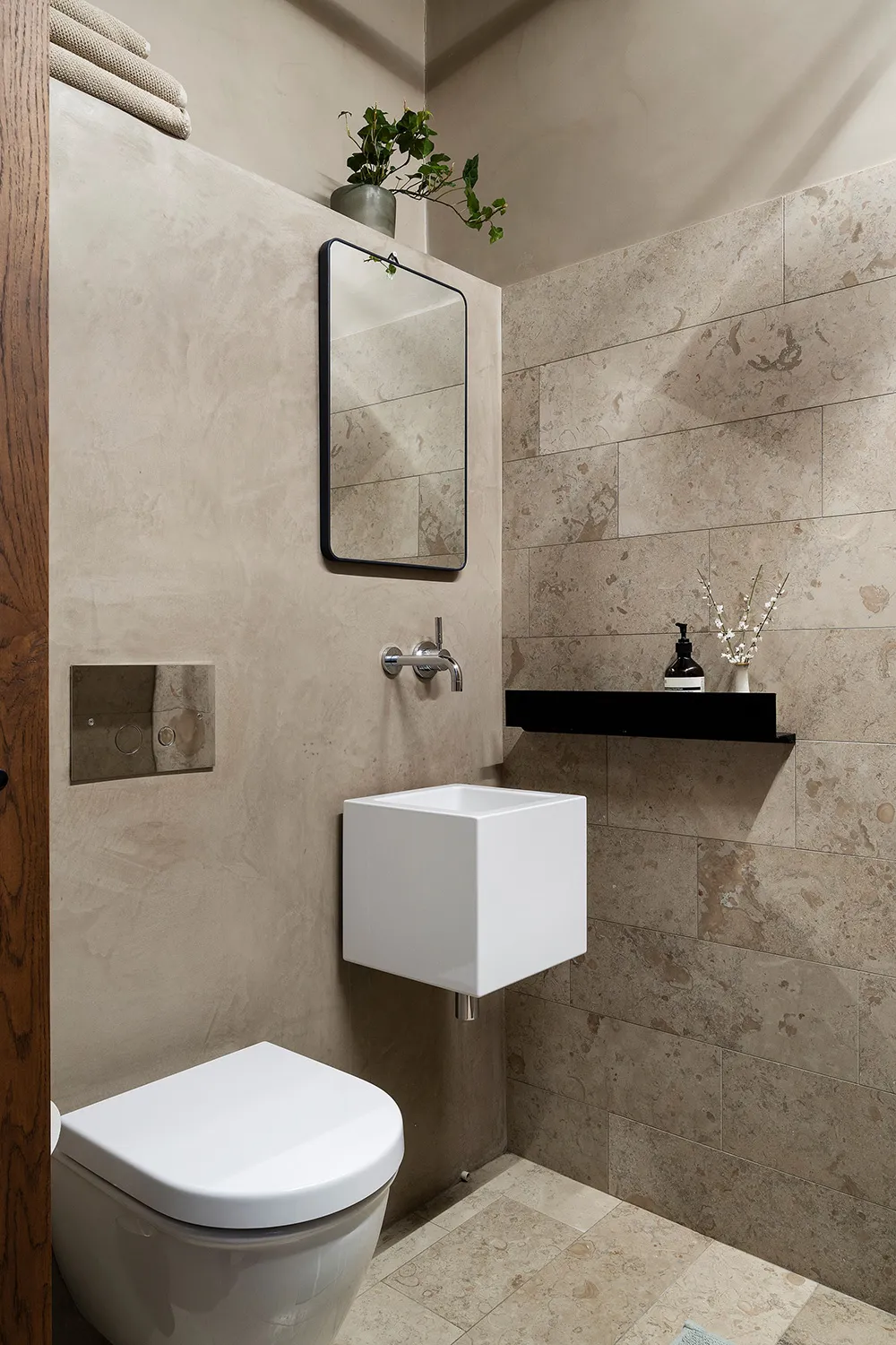 Стильный небольшой скандинавский лофт в два этажа (65 кв. м) - Gallery image 39