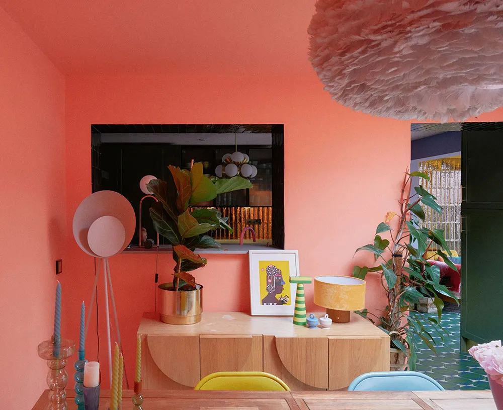 Exceso de colores atrevidos en el diseño de una casa victoriana en Londres - Gallery image 22