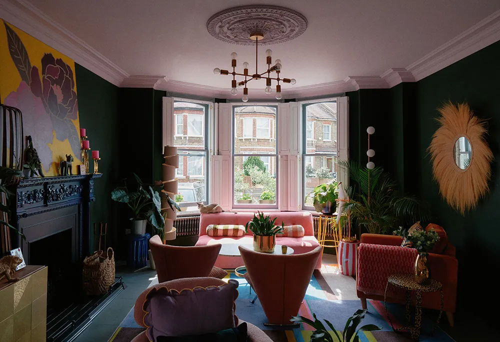 Exceso de colores atrevidos en el diseño de una casa victoriana en Londres - Gallery image 2