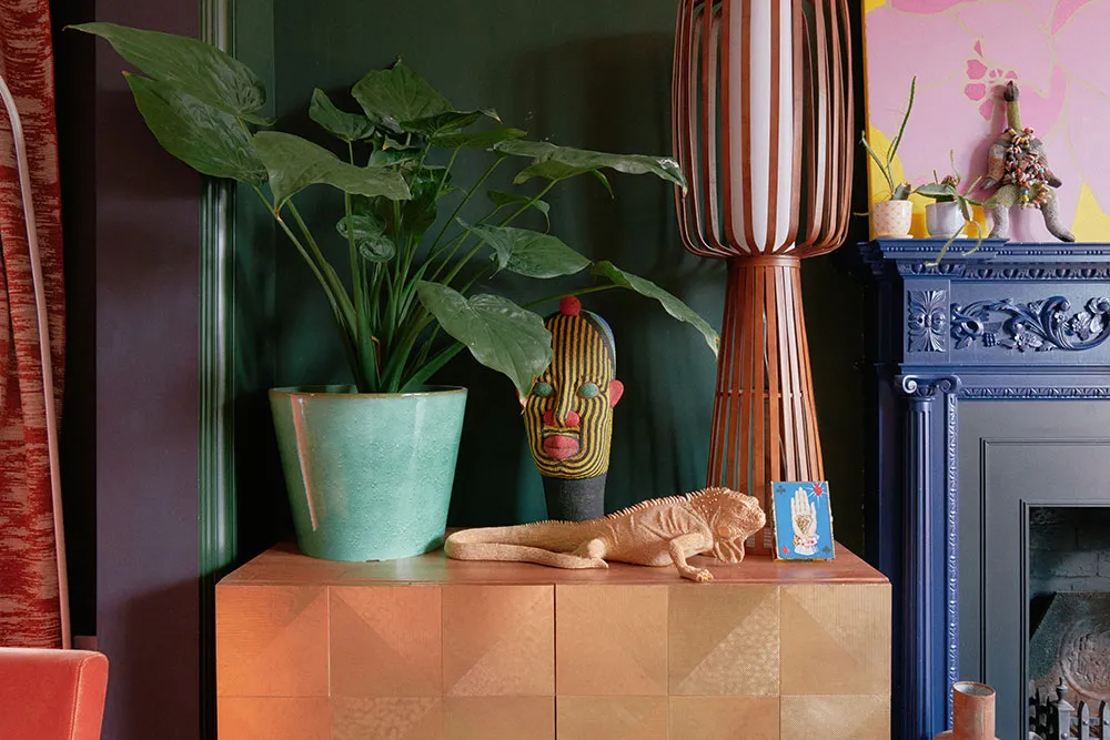 Exceso de colores atrevidos en el diseño de una casa victoriana en Londres - Gallery image 11