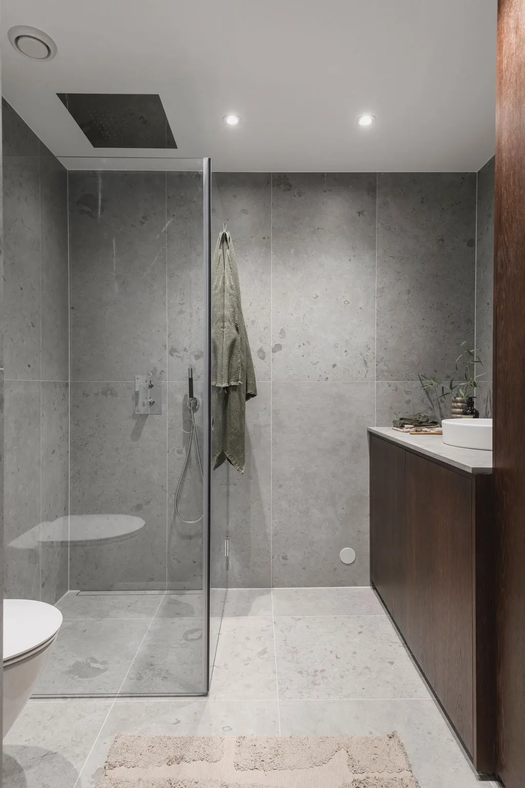 Маленькая, но очень приятная мансардная квартира в Гетеборге (36 кв. м) - Gallery image 23