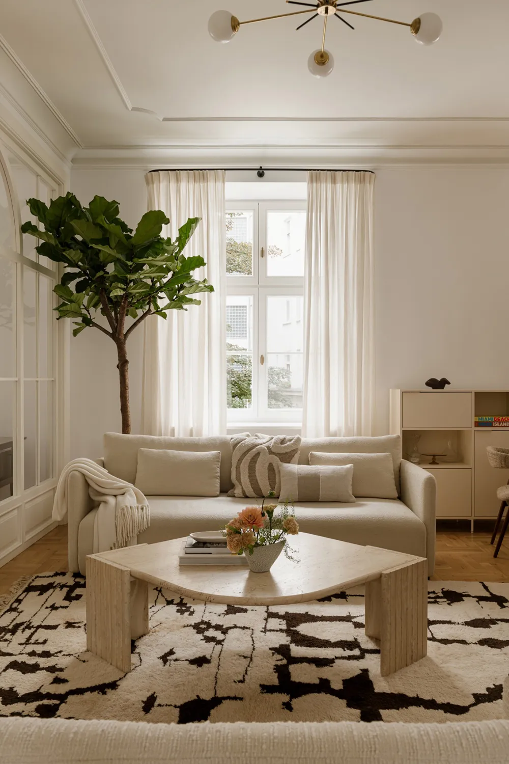 Wie ein exklusiver pariser Interior: Apartments in Warschau - Gallery image 4