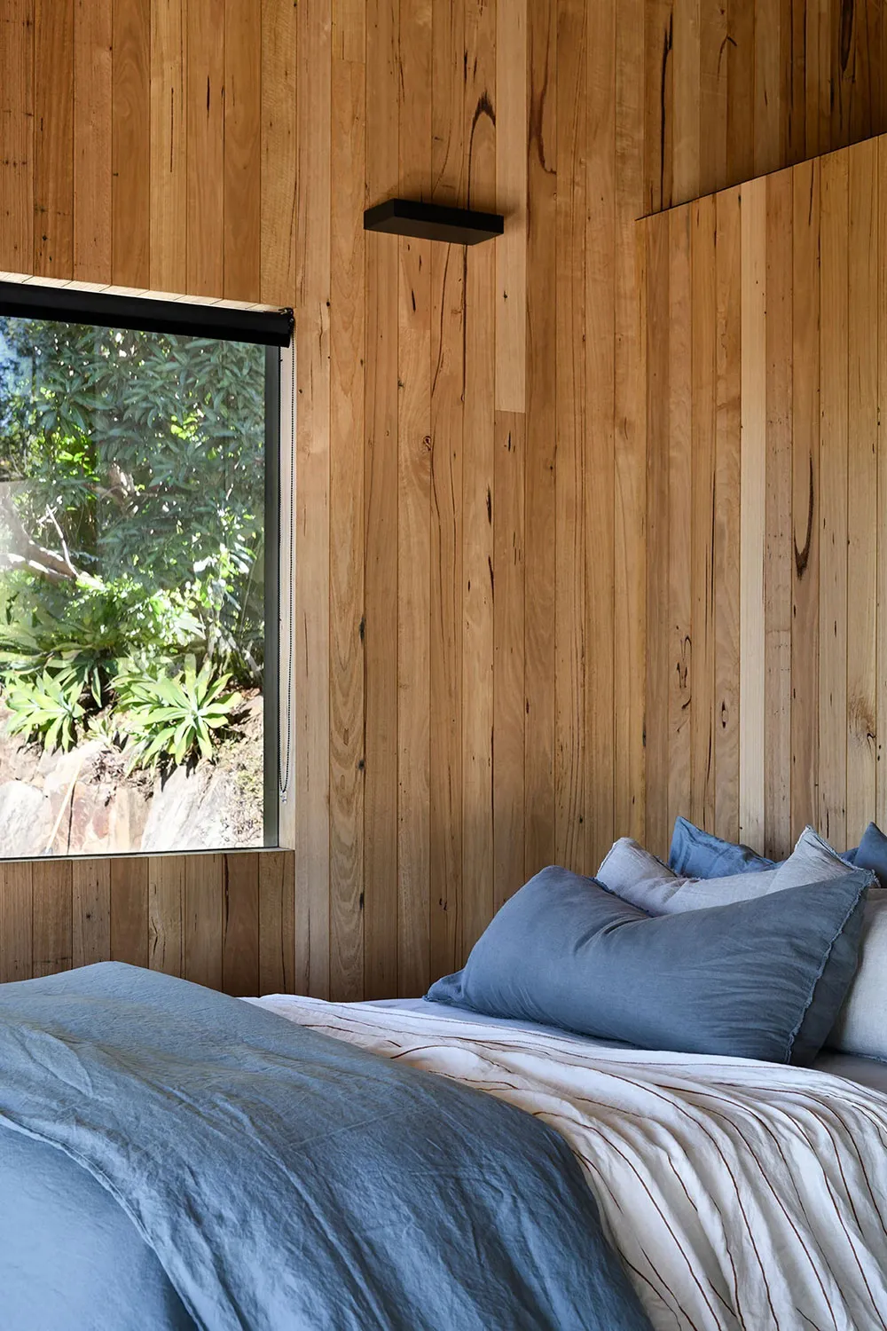 Kleines Holzhüttenhaus auf einem Hügel mit Ausblick auf den Naturschutzpark - Gallery image 11