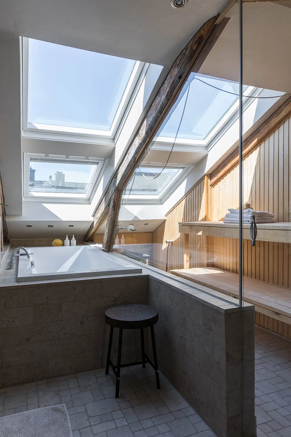 Elegant Modern Design of Swedish Loft - Gallery image 22