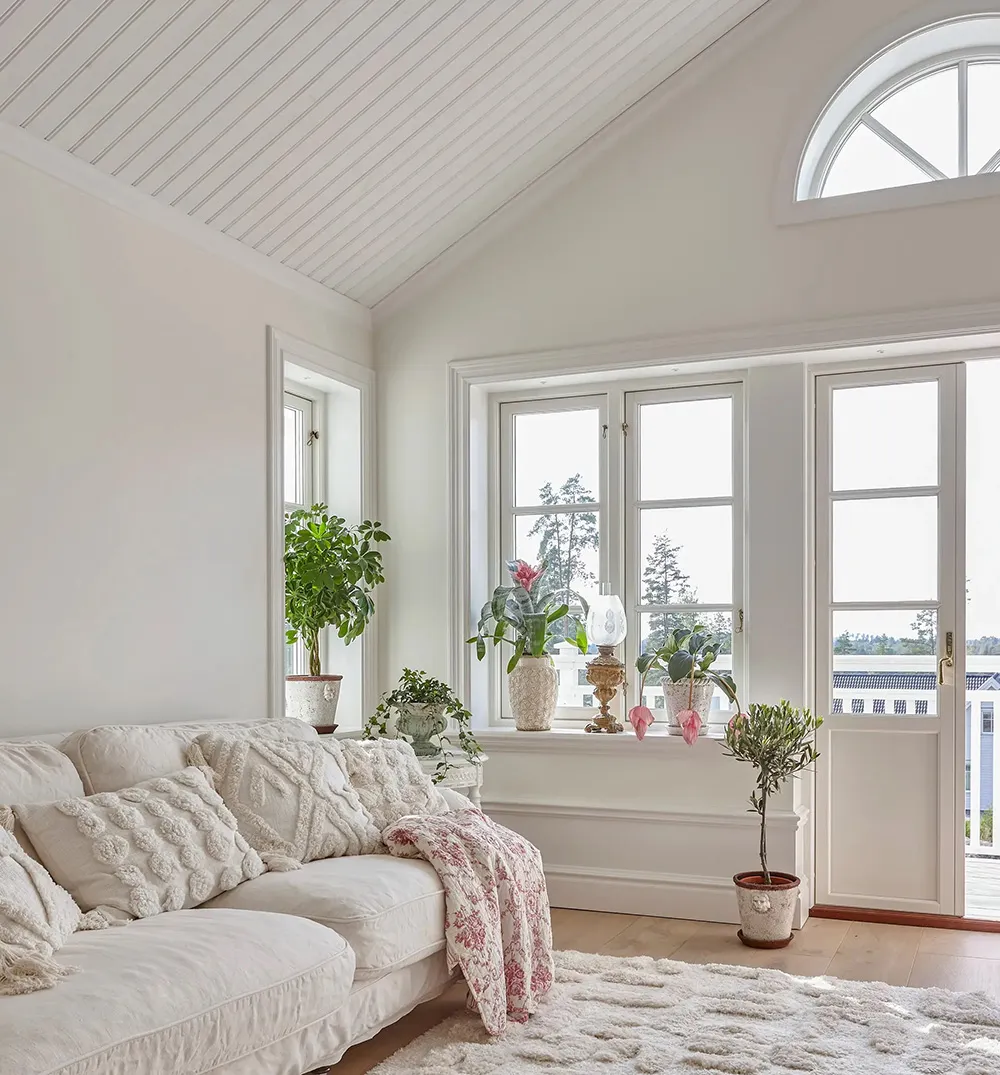 Grand et élégant cottage de campagne blanc en Suède - Gallery image 9