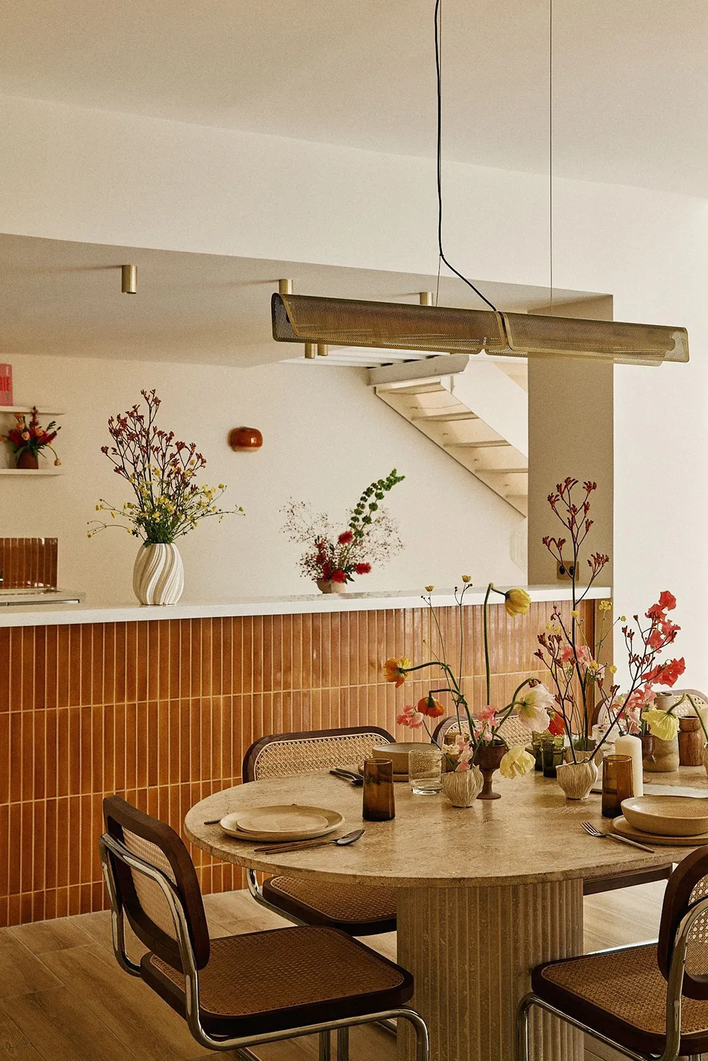 पेरिस में एक अद्भुत घर… जिसके अंदर एक जीवित पेड़ है! - Gallery image 13