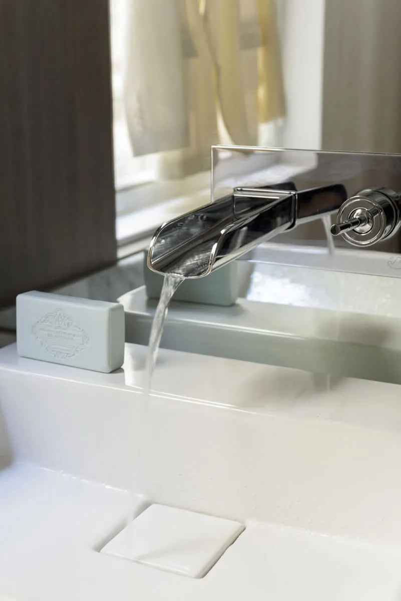 Modernes Interior einer Kunstsammlerwohnung in Buenos Aires - Gallery image 14