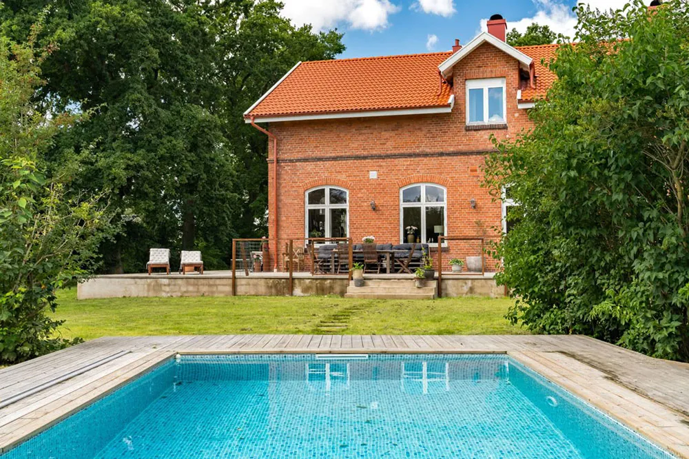 Geräume mit viel Platz und vintage Dekor: Schönes Haus auf dem ehemaligen Schulgelände - Gallery image 30