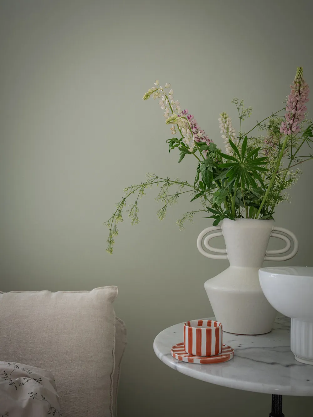 Minimalisme menthe dans le design d'une petite appartement suédois (52 m²) - Gallery image 4