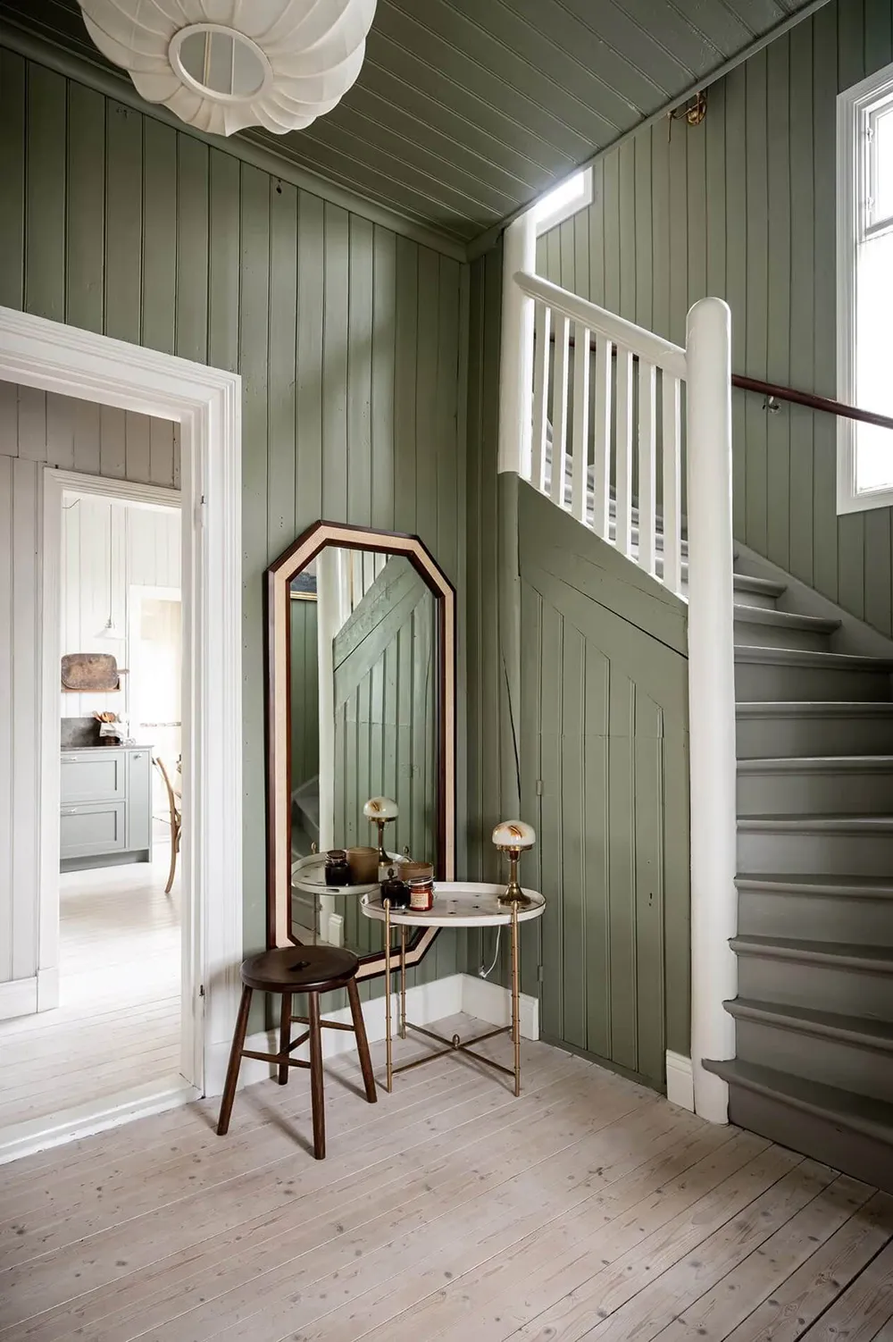 Schöne traditionelle Villa in Schweden mit warmen Interieurs - Gallery image 13