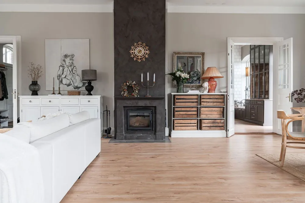 Geräume mit viel Platz und vintage Dekor: Schönes Haus auf dem ehemaligen Schulgelände - Gallery image 14