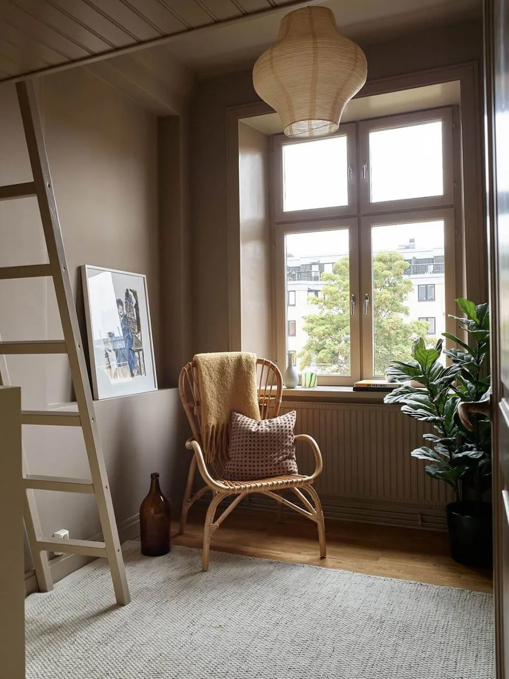 Hermosa apartamento en tonos marrones con un dormitorio mágico - Gallery image 15