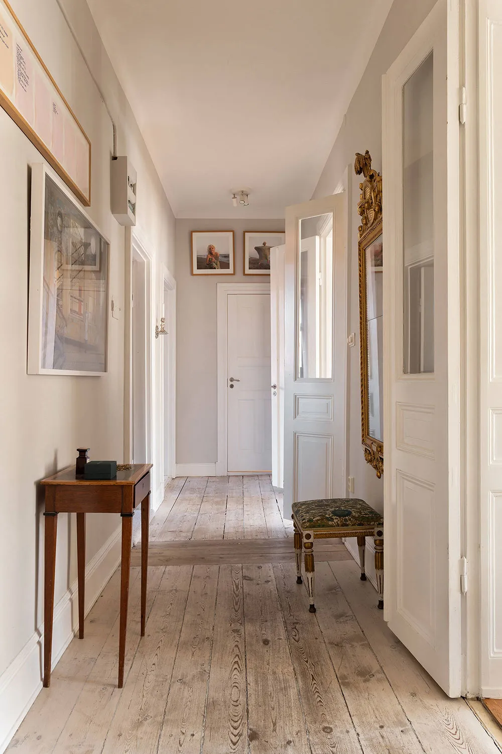 Ciepły i elegancki интерьер przestronnego mieszkania w Sztokholmie - Gallery image 30