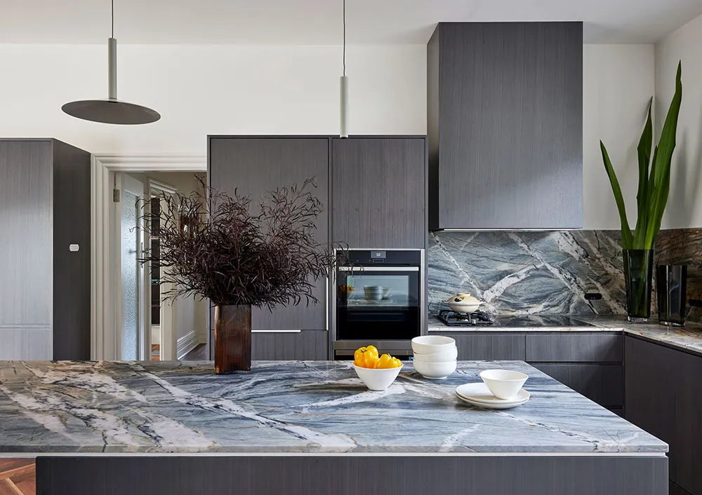 New Light Interiors of a 1905 Brick House in Sydney - Gallery image 18