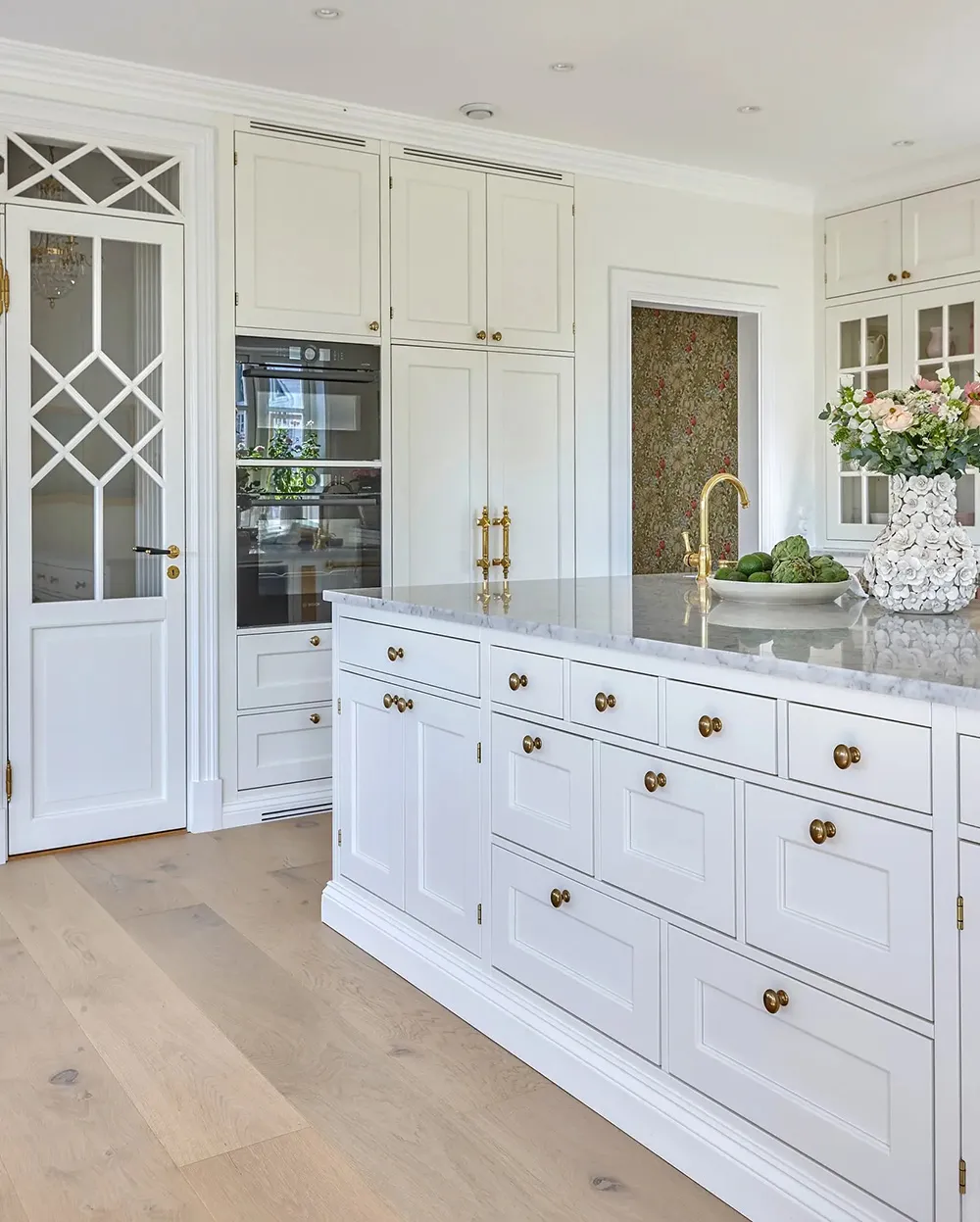 Grand et élégant cottage de campagne blanc en Suède - Gallery image 3