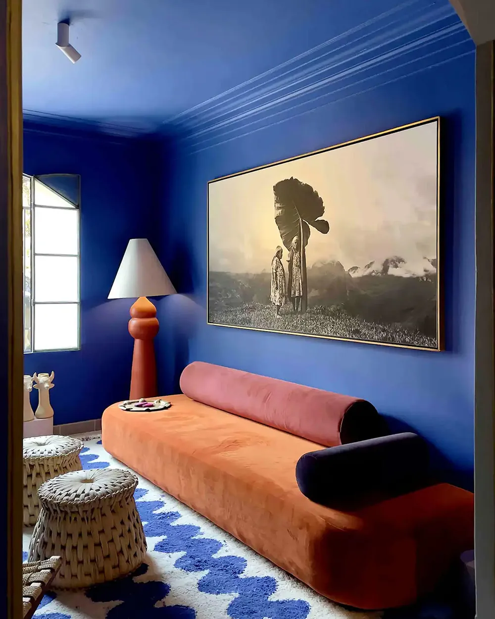 Deep Blue and Other Amazing Colors in the Design of a Historical House in Mexico - Gallery image 1