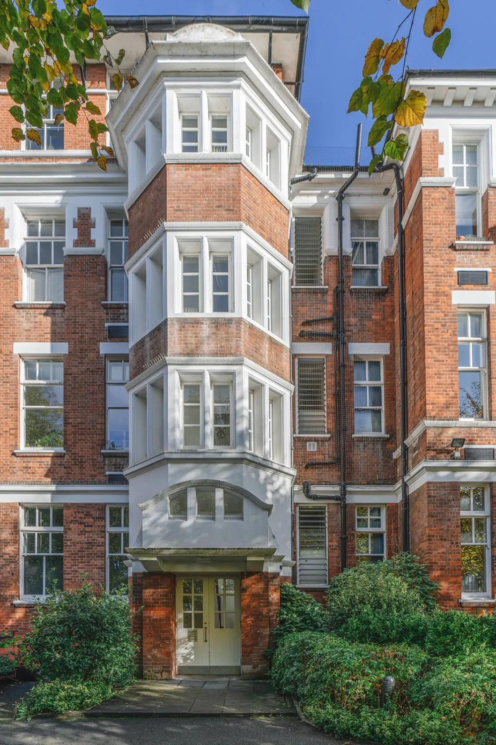 Luminosa y moderna apartamento en edificio histórico de hospital en Londres - Gallery image 1