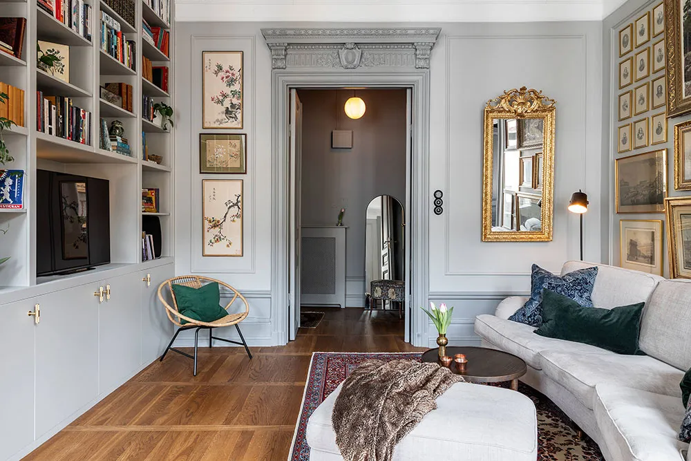 Élegante appartement suédois avec chambre à coucher bleue foncé (62 m²) - Gallery image 3