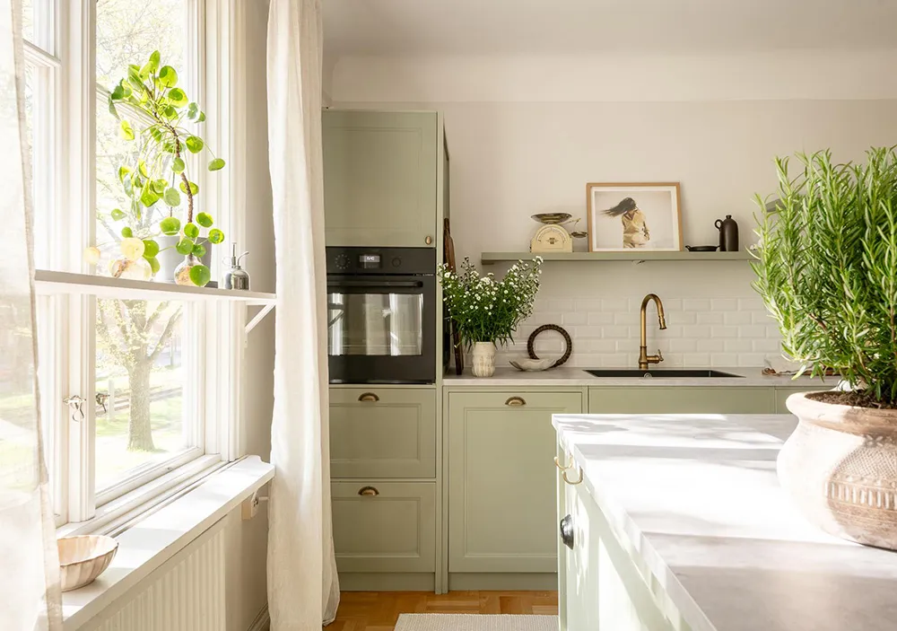 Ciepło naturalnych materiałów i żywe rośliny: uютna kwatera w Gotenburze - Gallery image 3