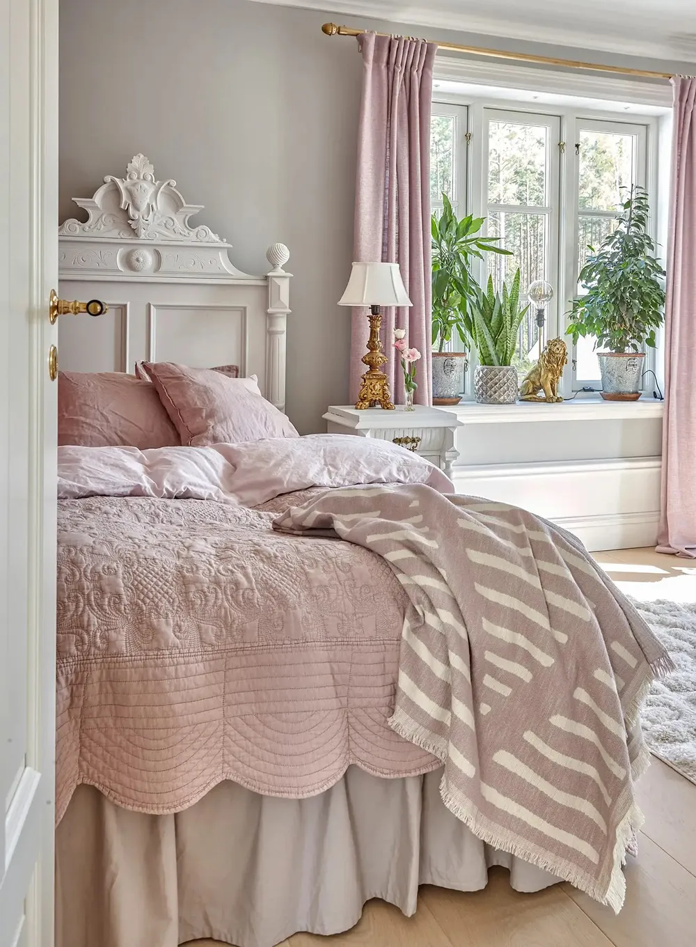 Grand et élégant cottage de campagne blanc en Suède - Gallery image 10