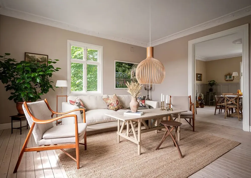 Schöne traditionelle Villa in Schweden mit warmen Interieurs - Gallery image 2