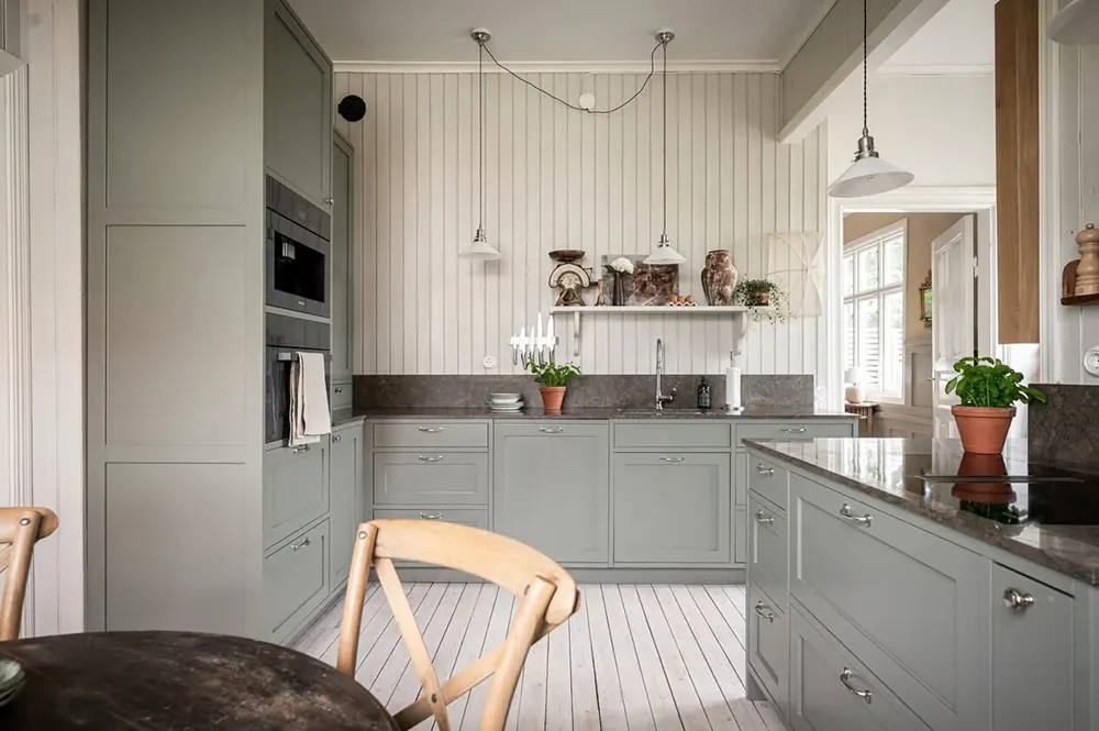 Schöne traditionelle Villa in Schweden mit warmen Interieurs - Gallery image 8