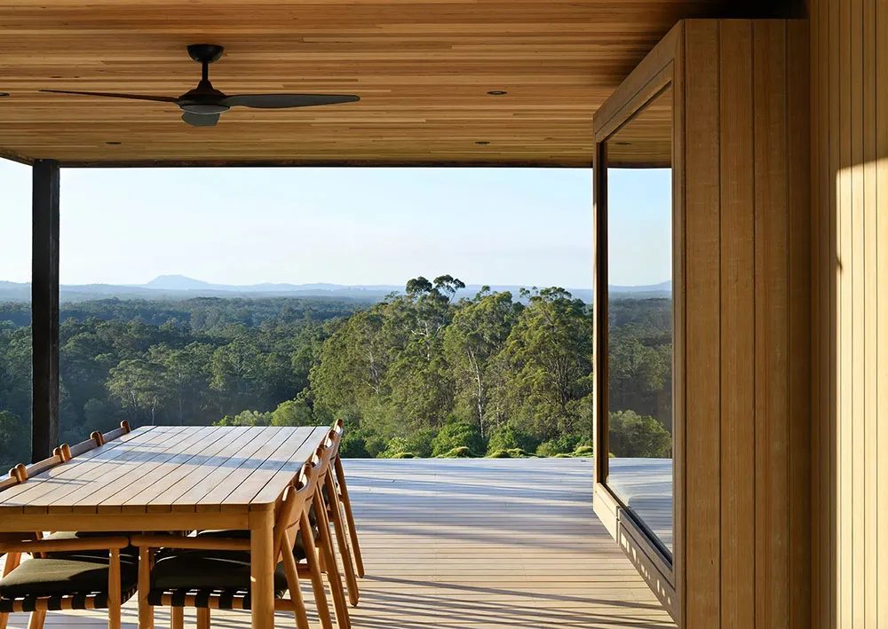 Kleines Holzhüttenhaus auf einem Hügel mit Ausblick auf den Naturschutzpark - Gallery image 5