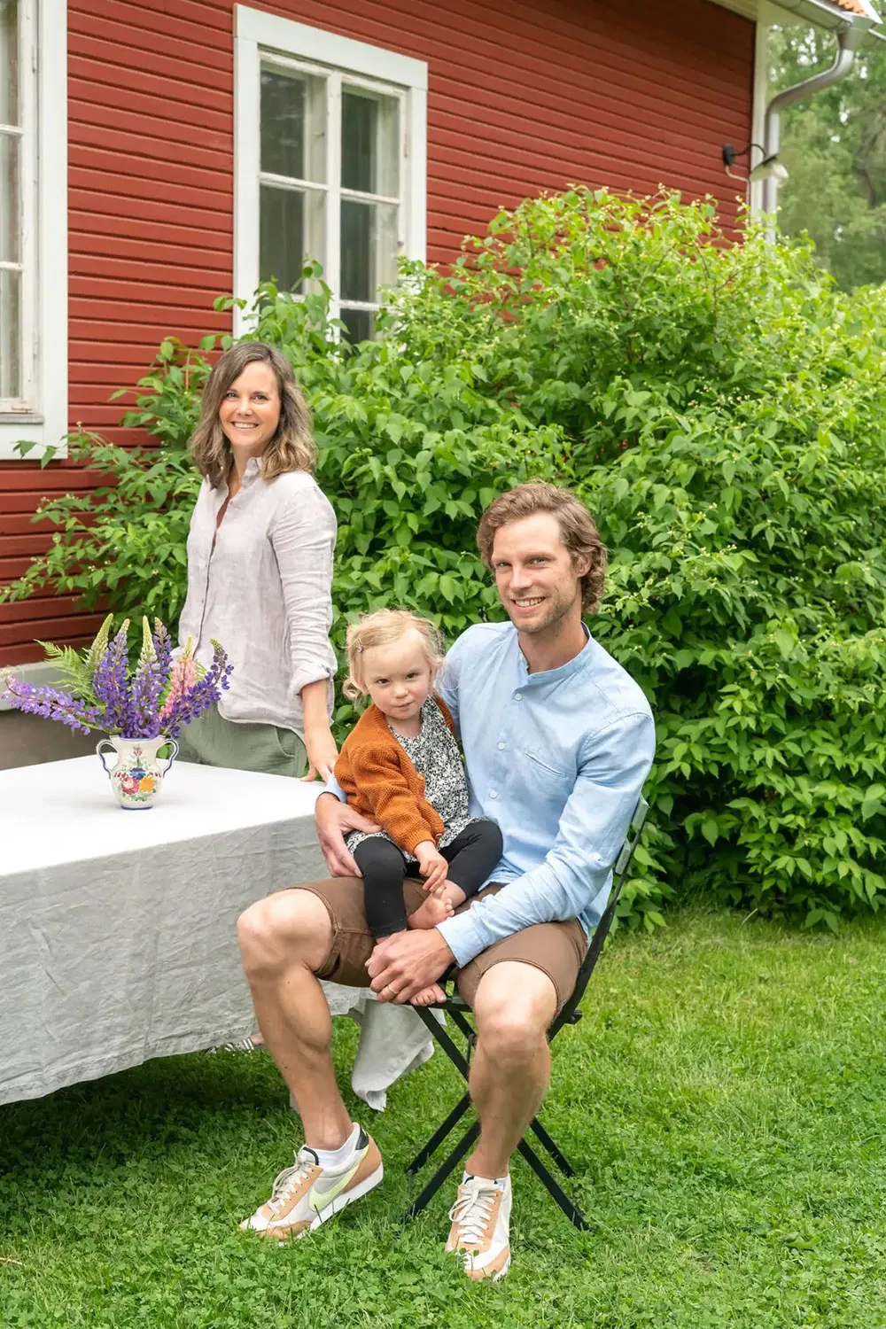 З руїн у затишний сад для молодої родини: милий котедж у Швеції - Gallery image 1