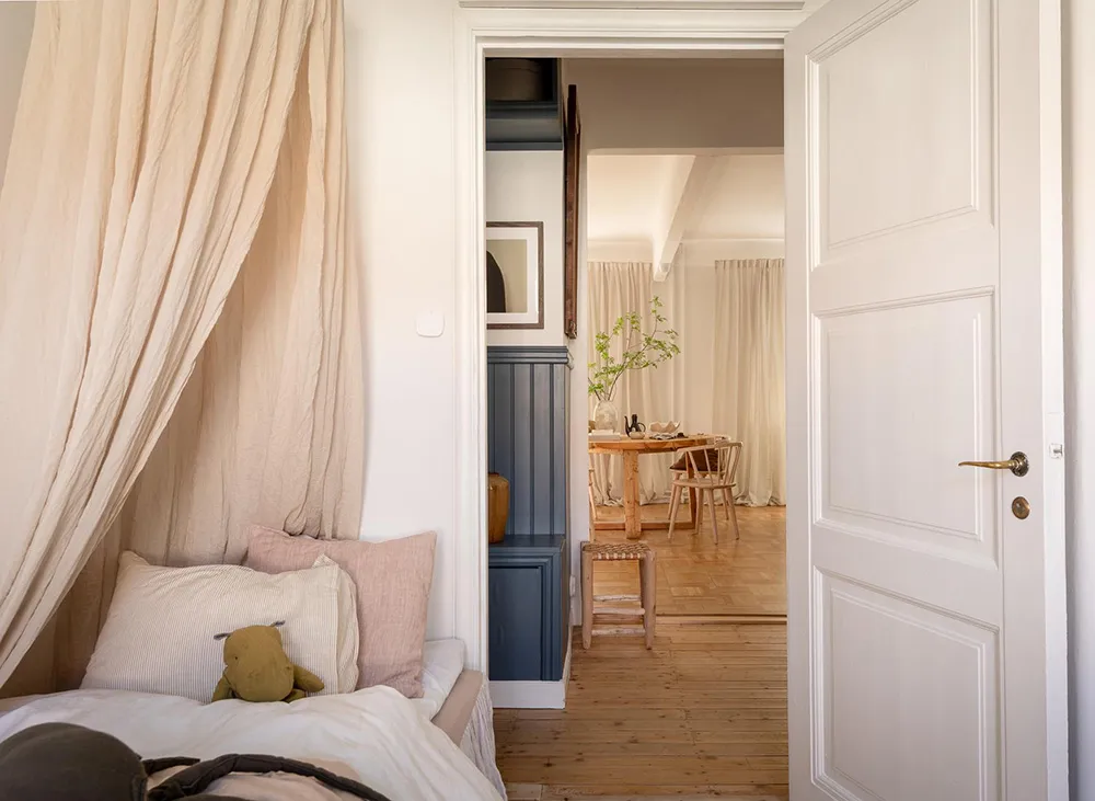 Ciepło naturalnych materiałów i żywe rośliny: uютna kwatera w Gotenburze - Gallery image 25