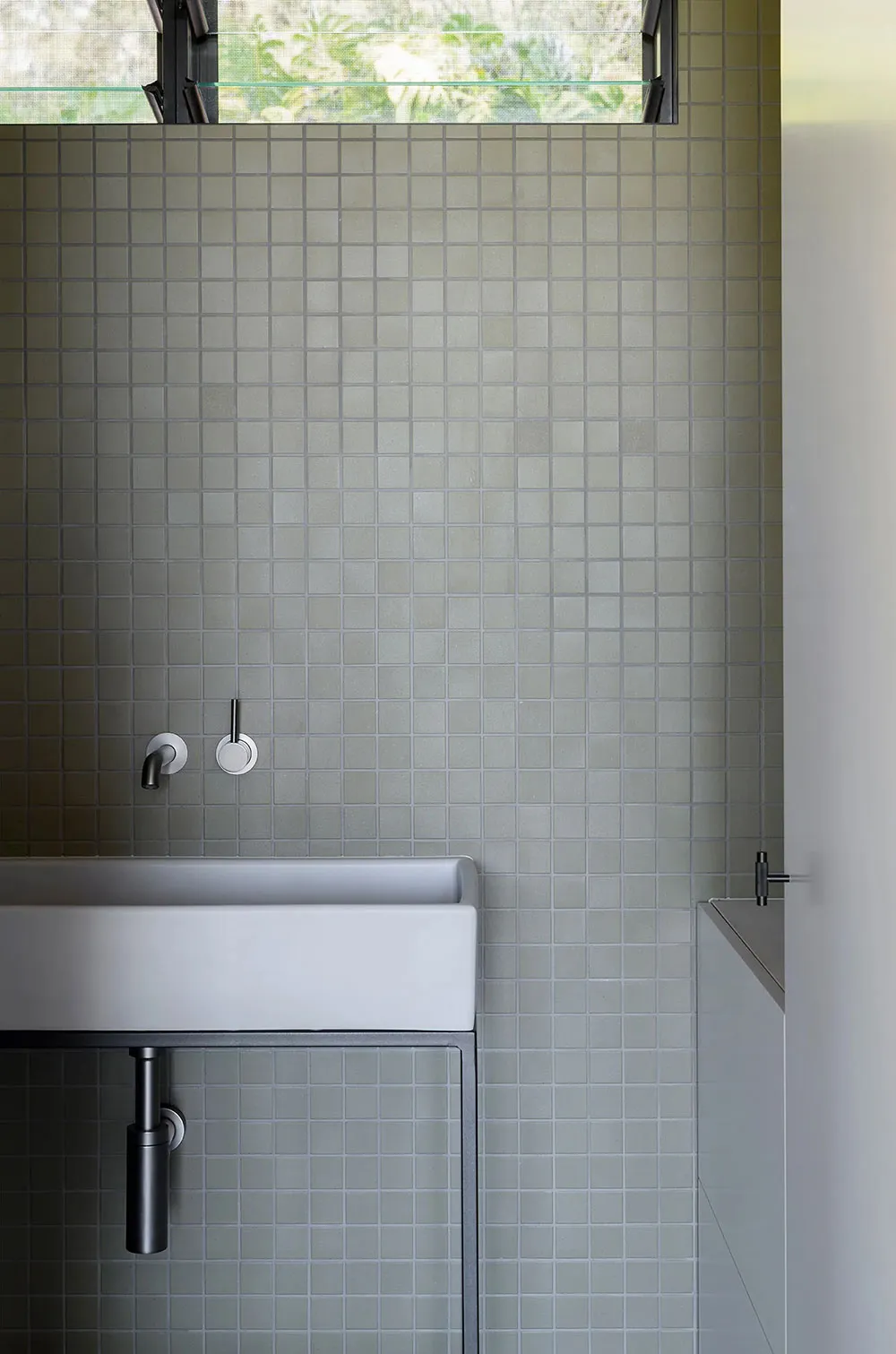 Kleines Holzhüttenhaus auf einem Hügel mit Ausblick auf den Naturschutzpark - Gallery image 14