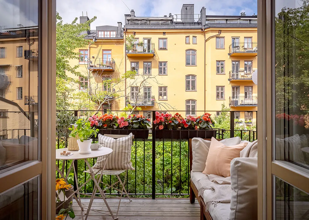 Scandinavian calm: apartment in quiet tones in Stockholm (71 sq m) - Gallery image 3