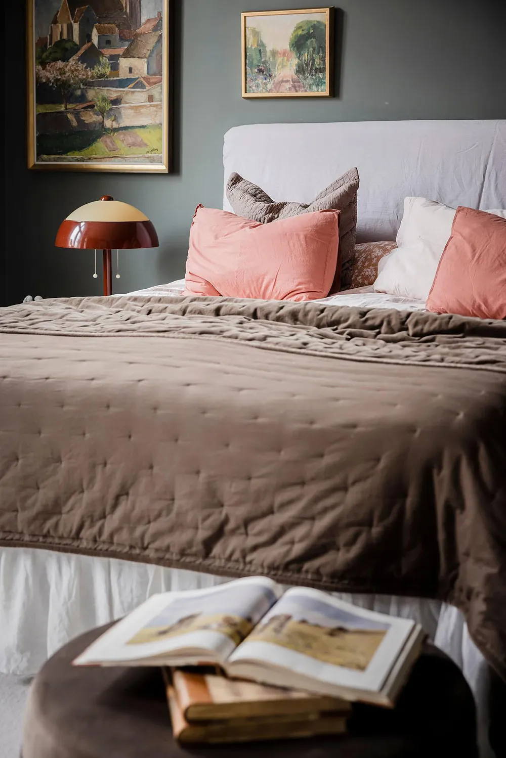 Деревянные двери и смелое искусство: необычная квартира в Гётеборге - Gallery image 13