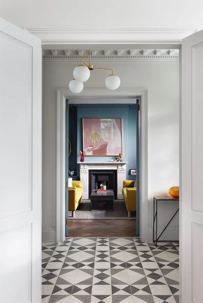 Beautiful Interiors of a Filmmaker's London Home - Gallery image 1