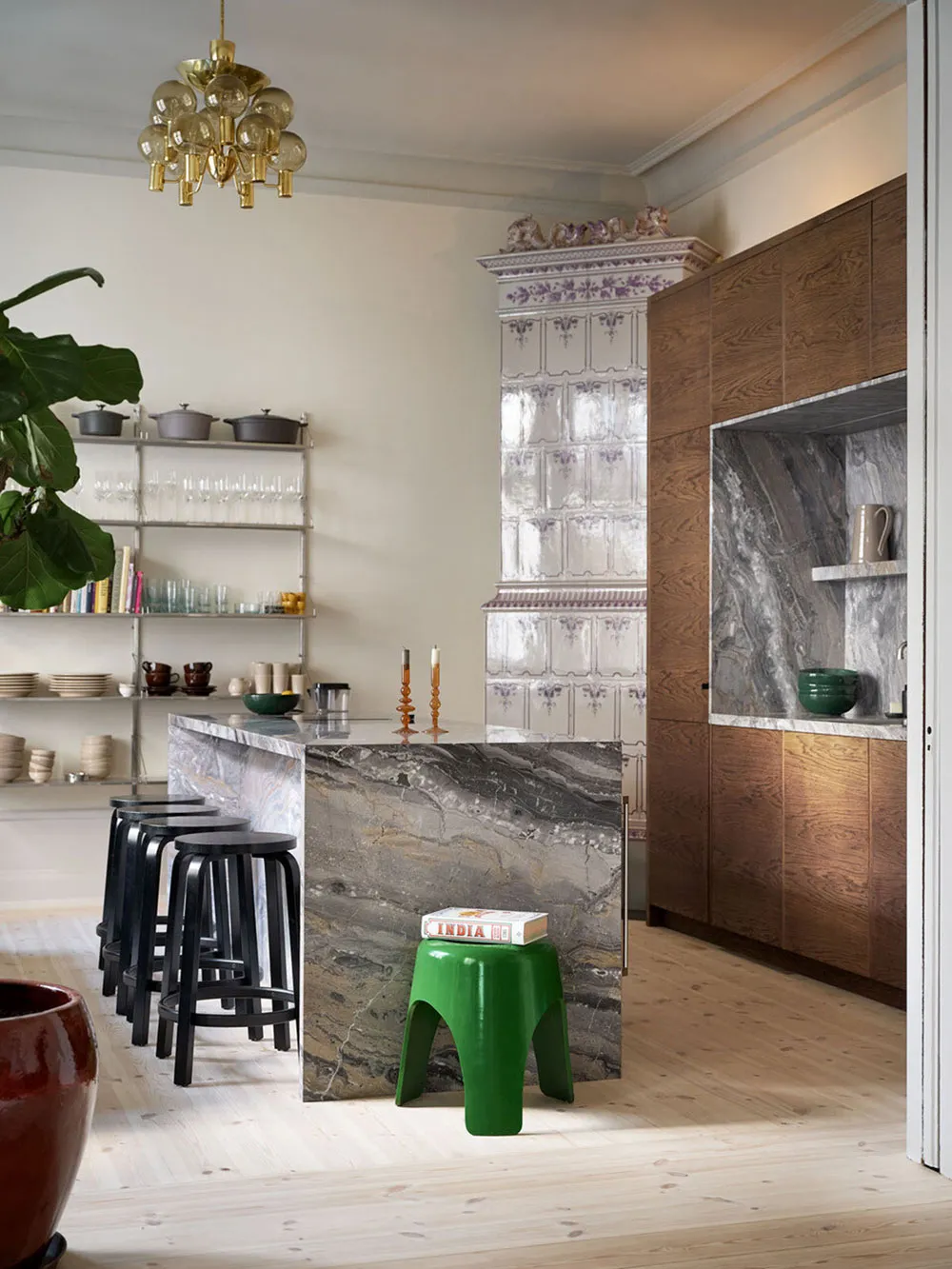 Nowe wnętrza od szwedzkiego dekoratora Christina Breeze - Gallery image 1