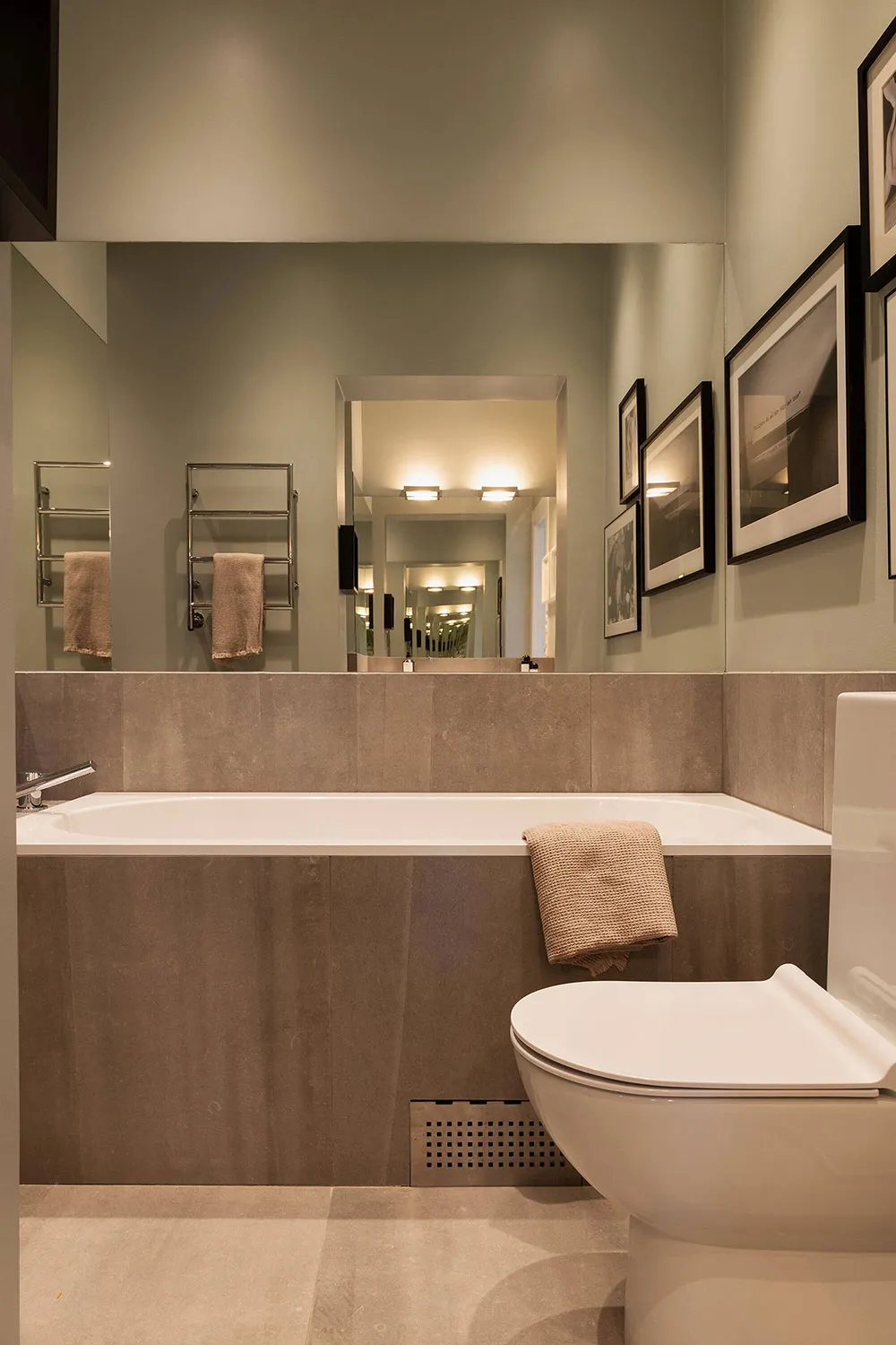 Ciepły i elegancki интерьер przestronnego mieszkania w Sztokholmie - Gallery image 14