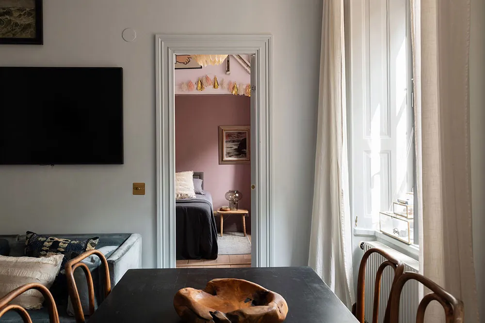 Mezcla de decoración vintage y moderna en el diseño de un apartamento sueco (71 m²) - Gallery image 15