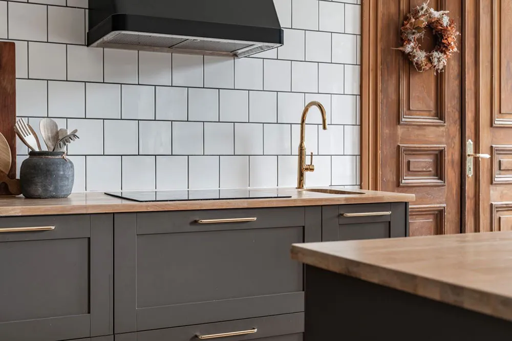 Geräume mit viel Platz und vintage Dekor: Schönes Haus auf dem ehemaligen Schulgelände - Gallery image 6