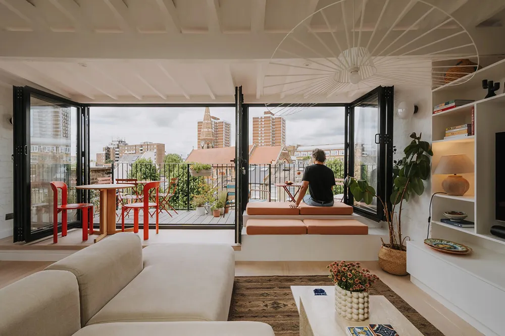 Design contemporain chaleureux et plafonds inclinés : appartement à Londres - Gallery image 10