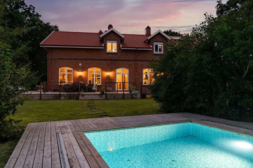 Geräume mit viel Platz und vintage Dekor: Schönes Haus auf dem ehemaligen Schulgelände - Gallery image 26