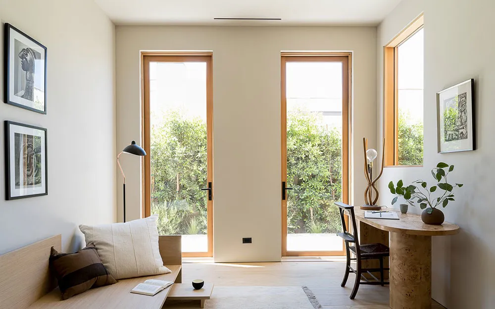 Уютная простота в дизайне современного дома с бассейном в Калифорнии - Gallery image 36