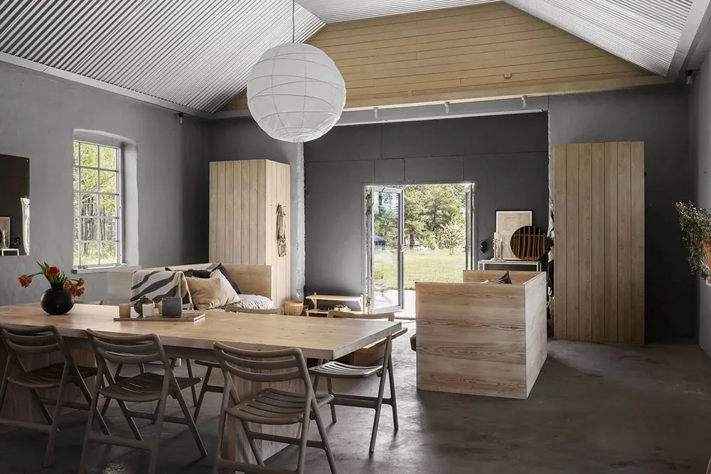 Une maison de camp élégante et confortable dans un ancien dépôt de locomotives sur l'île Gotland - Gallery image 5