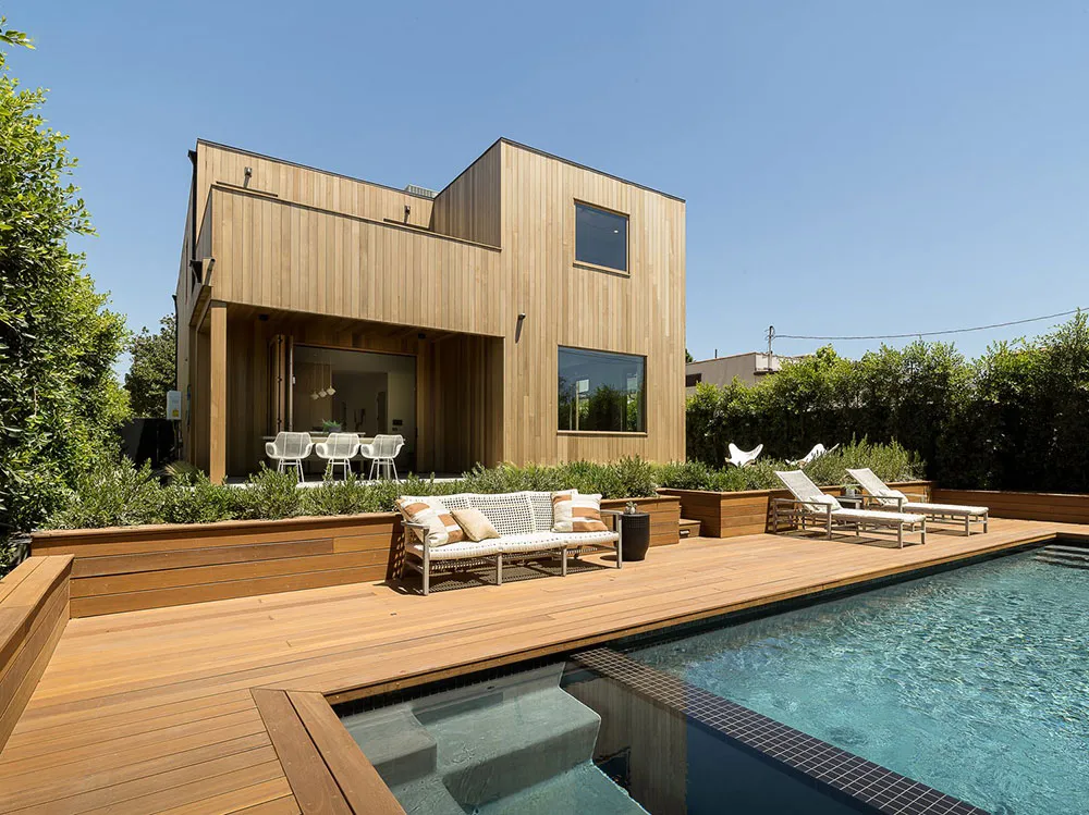 Уютная простота в дизайне современного дома с бассейном в Калифорнии - Gallery image 2