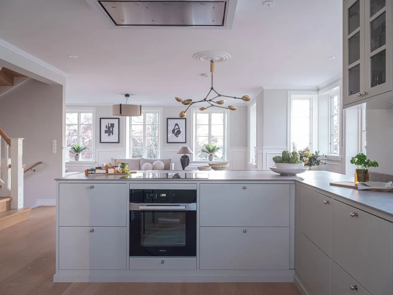 Élégants intérieurs modernes de cottage lacustre en Suède - Gallery image 8