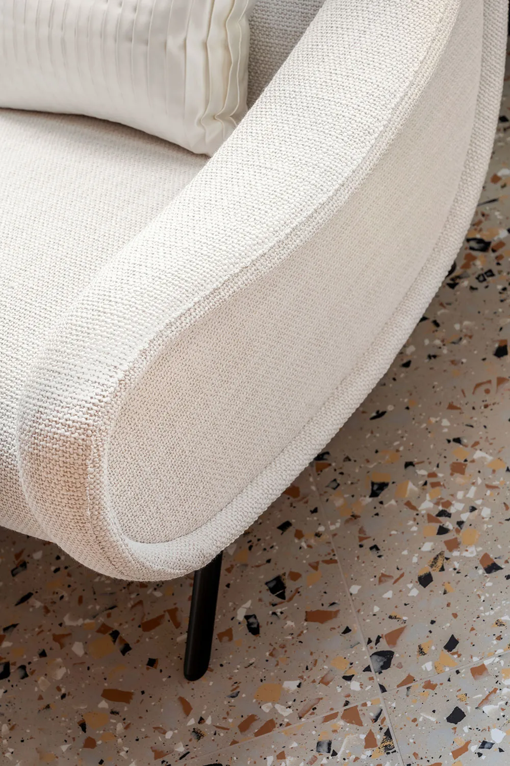 Terracotta, arcos et carreaux de terre cuite : une appartement élégant pour une jeune femme à Kiev (84 m²) - Gallery image 10