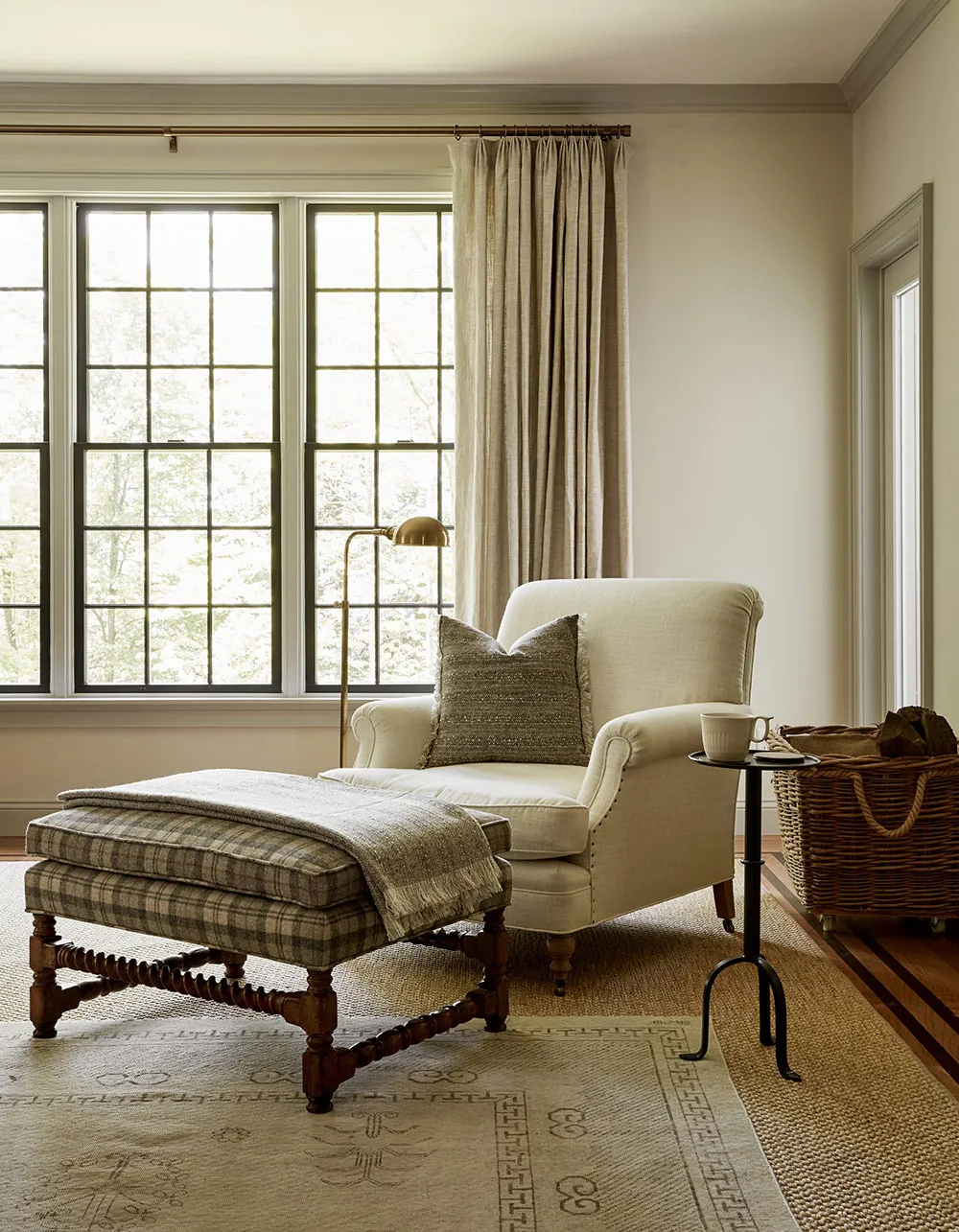 Interiores tranquilos y cálidos de estilo colonial en Estados Unidos - Gallery image 1